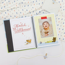 Lade das Bild in den Galerie-Viewer, Baby Tagebuch - Mein 1. Kalender
